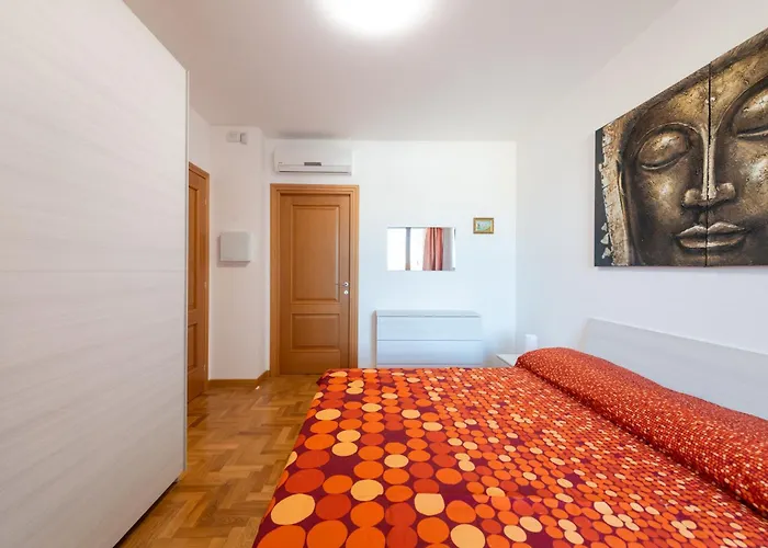 Casa Titty